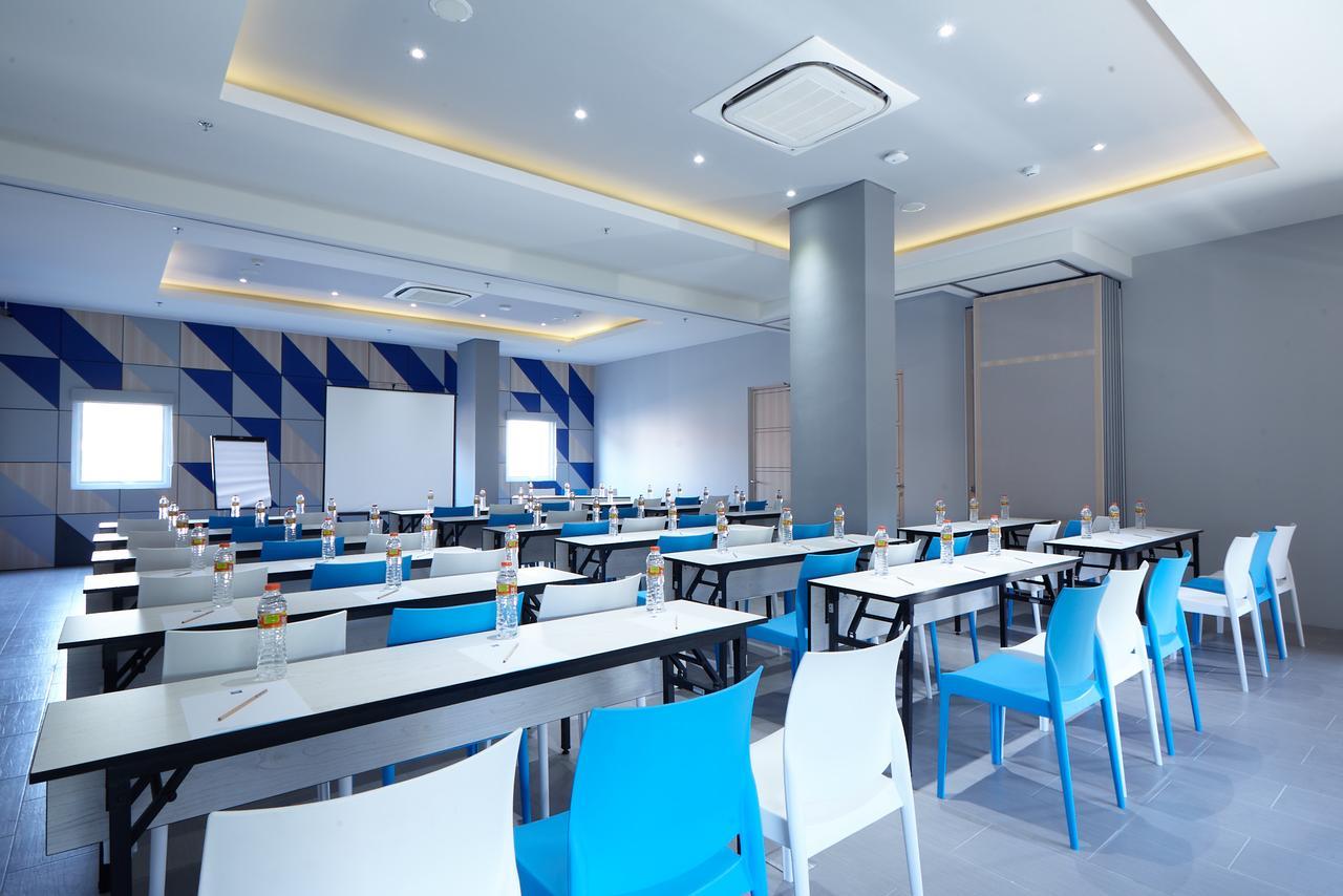 Ibis Budget Cirebon Buitenkant foto